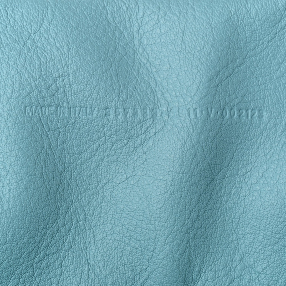 Supple Calfskin Papier Mini A4 Zip Around Tote Bleu Caraibes